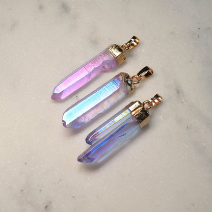 Lila Aura Bergkristall Anhänger