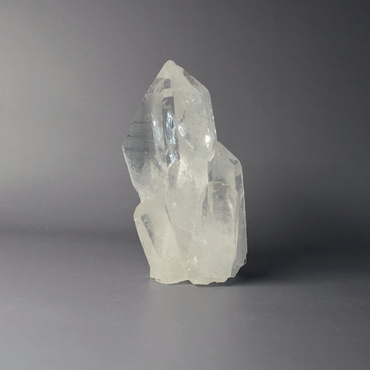 Bergkristall Gruppe mit Regenbogen