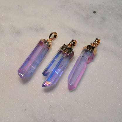 Lila Aura Bergkristall Anhänger