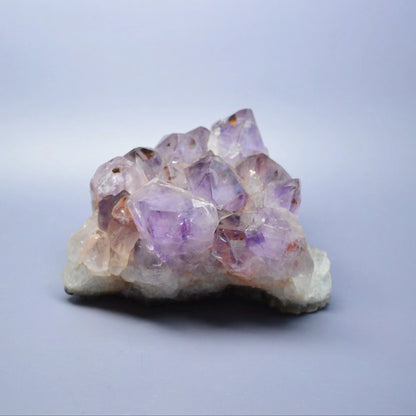 Amethyst teils mit Regenbögen