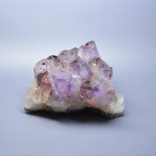 Amethyst teils mit Regenbögen