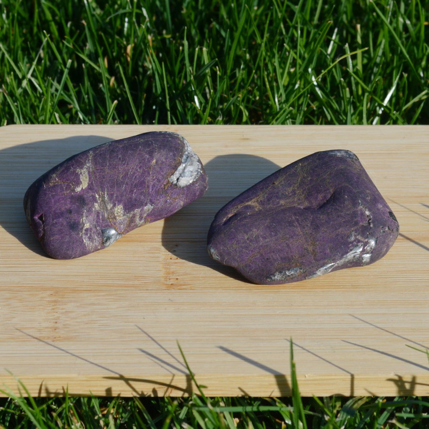 Purpurit Handstein, Matt