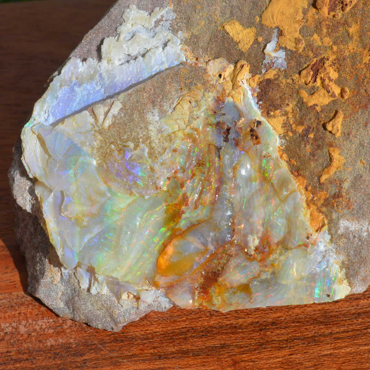 Boulder Opal Freiform