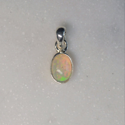Weißopal Anhänger - Australien