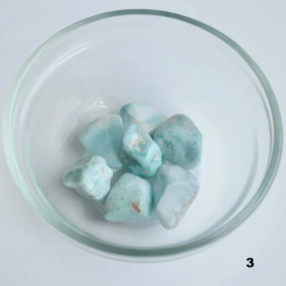Larimar Trommelstein, verschiedene Größen
