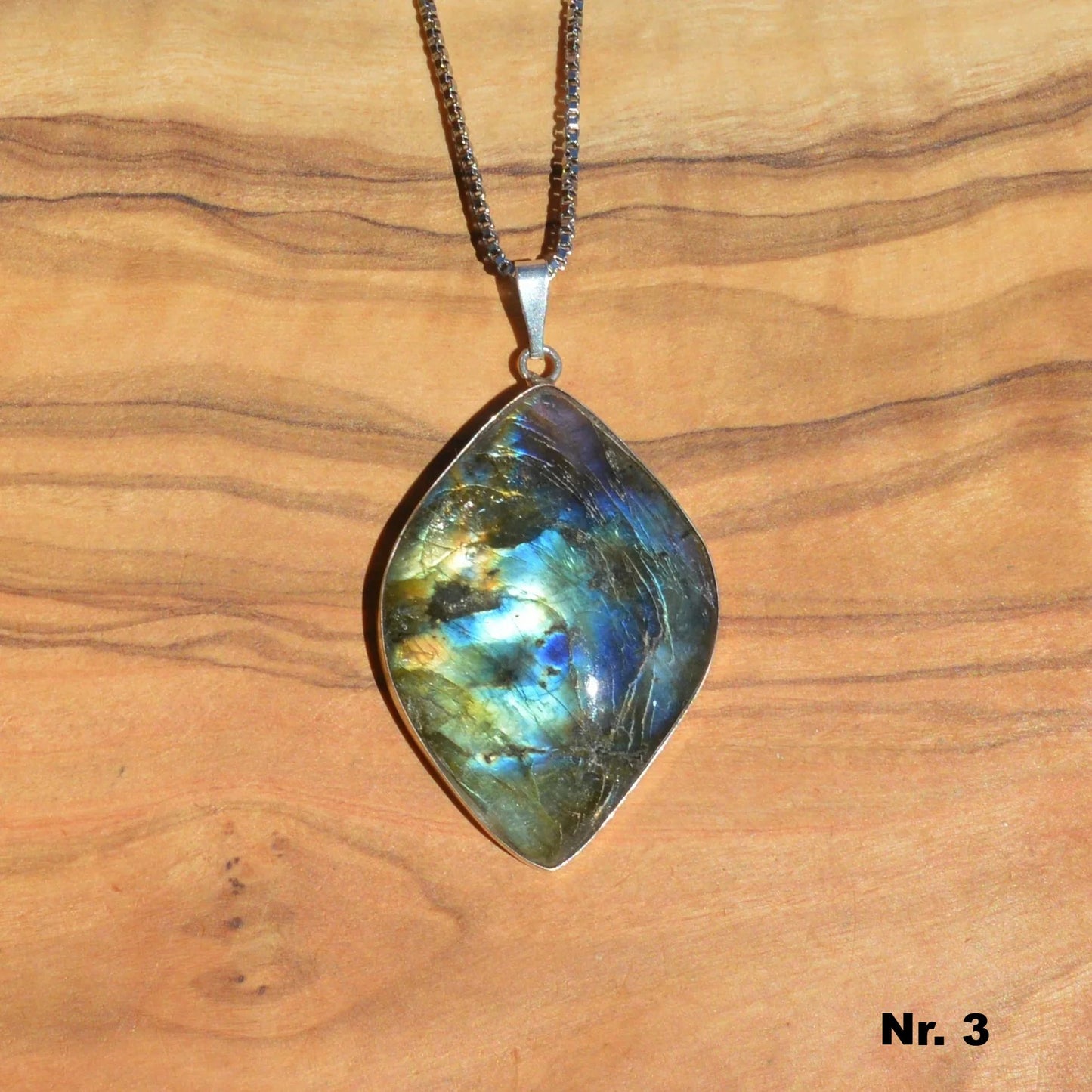 Labradorit Anhänger - wähle deinen Favoriten