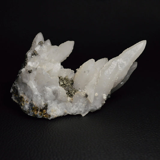 Calcit mit Pyrit Stufe