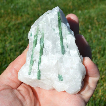 Verdelith-Turmalin in Quarz