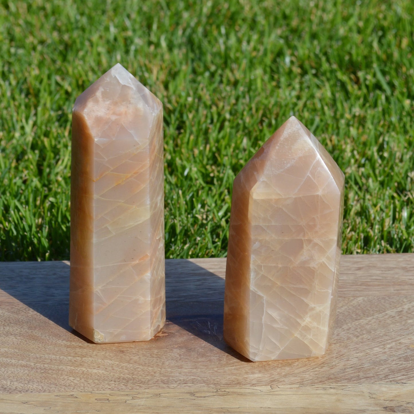 Pfirsich Mondstein Turm