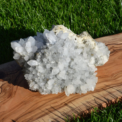 Bergkristall Stufe mit Pyrit