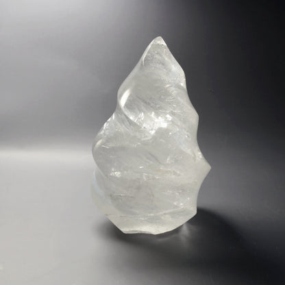 Bergkristall Flamme mit Regenbögen