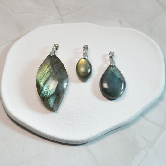 Labradorit Anhänger, wähle deinen Favoriten