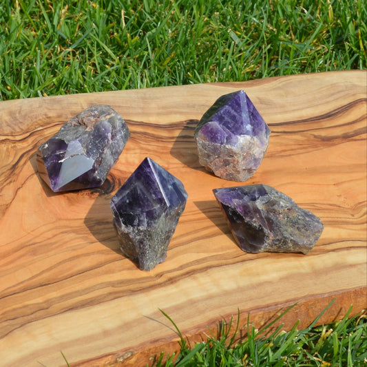 Amethyst Spitzen, teilpoliert