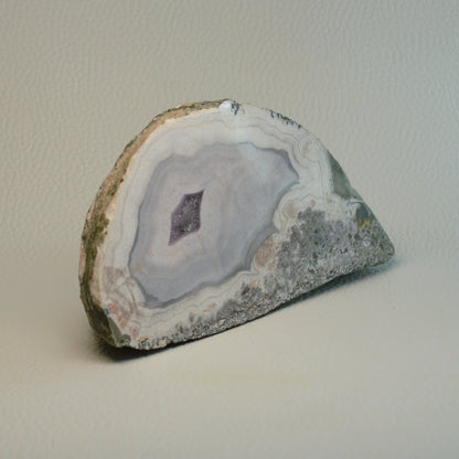Achat Geode mit Amethyst