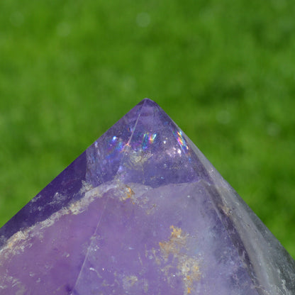 Amethyst Spitze mit Regenbogen 1kg