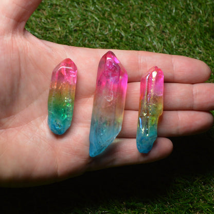 Aura Bergkristall Spitze, verschiedene Farben