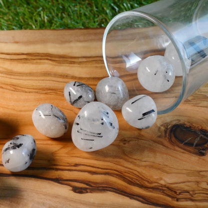 Turmalinquarz Trommelstein