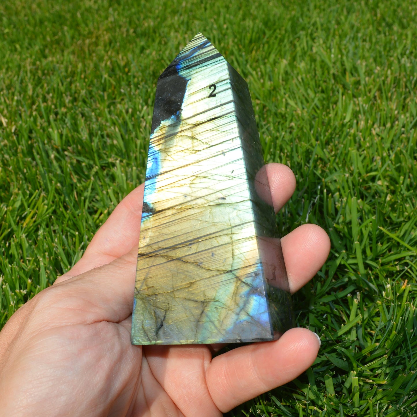 Labradorit Turm - wähle deinen Favoriten