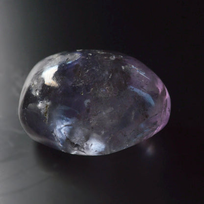 Lila/Blauer Fluorit Handstein mit Regenbögen