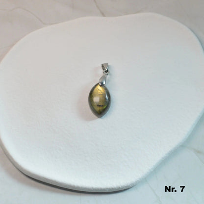 Labradorit Anhänger - wähle deinen Favoriten
