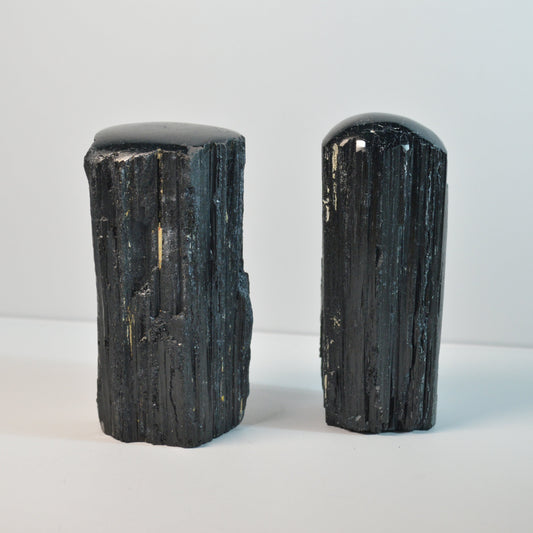 Schörl-Turmalin mit polierter Spitze (Groß)