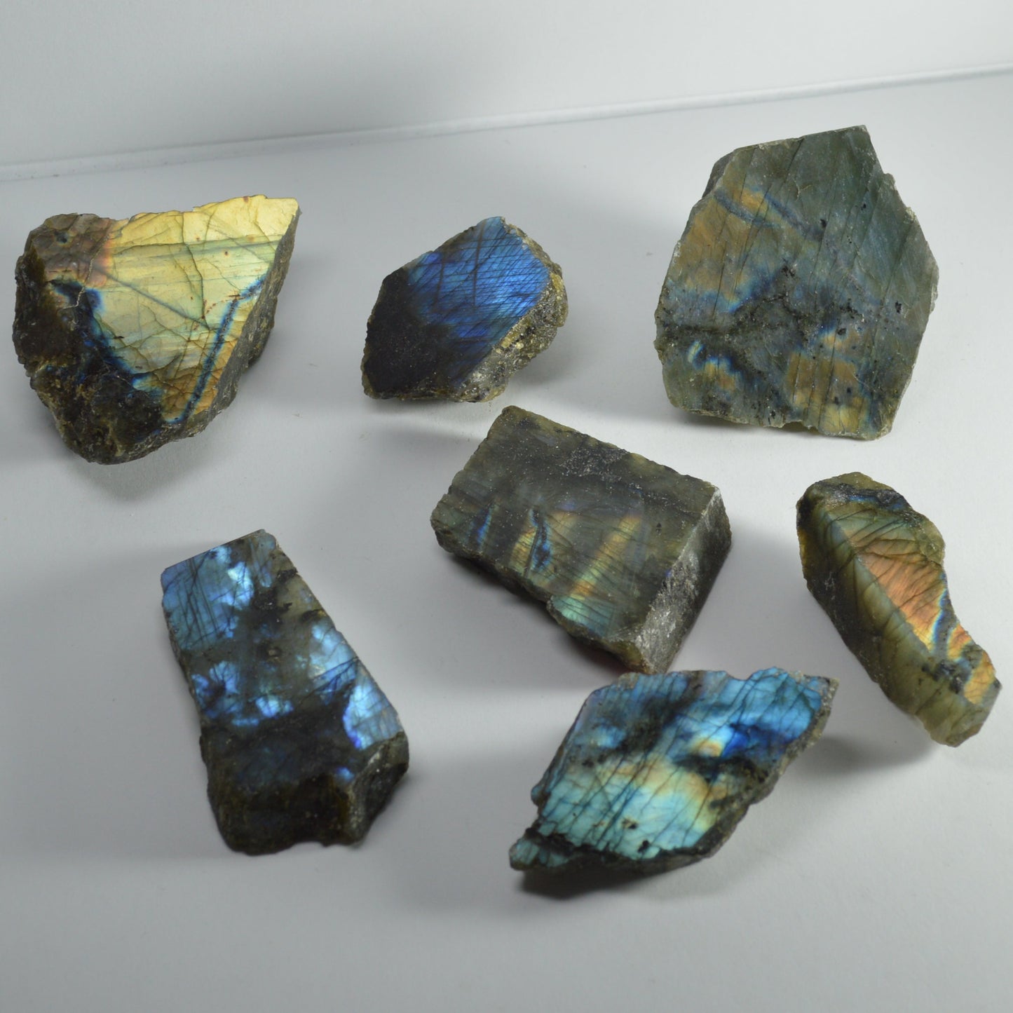 Labradorit Rohstein Platte, verschiedene Größen