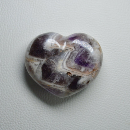 Chevron-Amethyst Herz