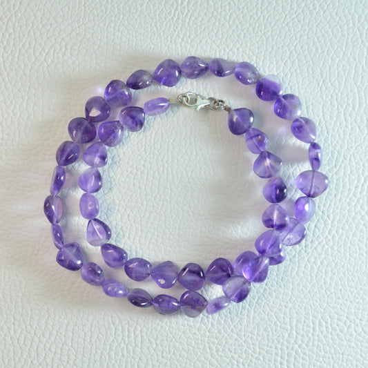 Amethyst Tropfen Halskette aus Natursteinperlen - extra Qualität, 45 cm lang, mit 925 Sterlingsilberverschluss – Edelsteinschmuck.