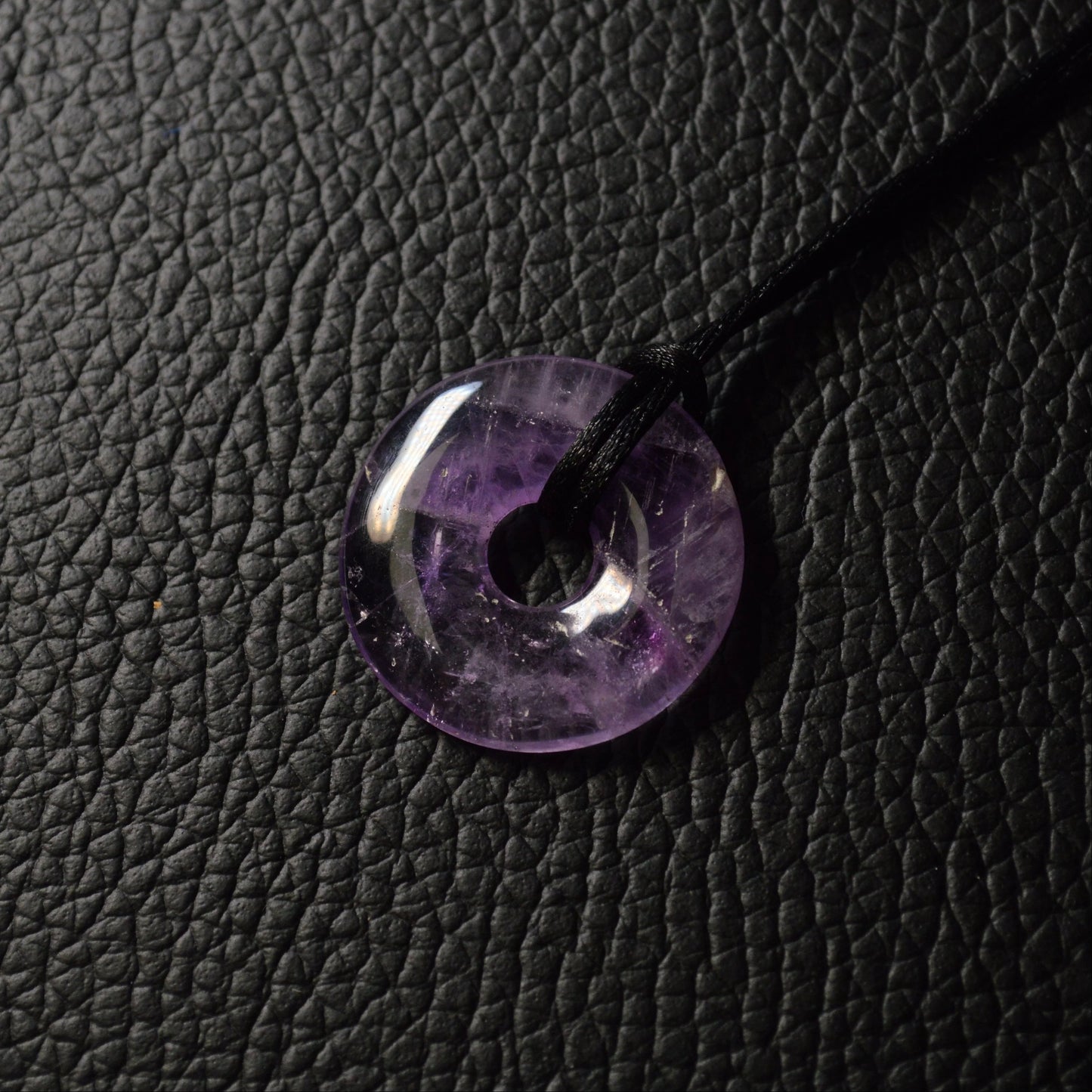 Amethyst Donut - 25mm