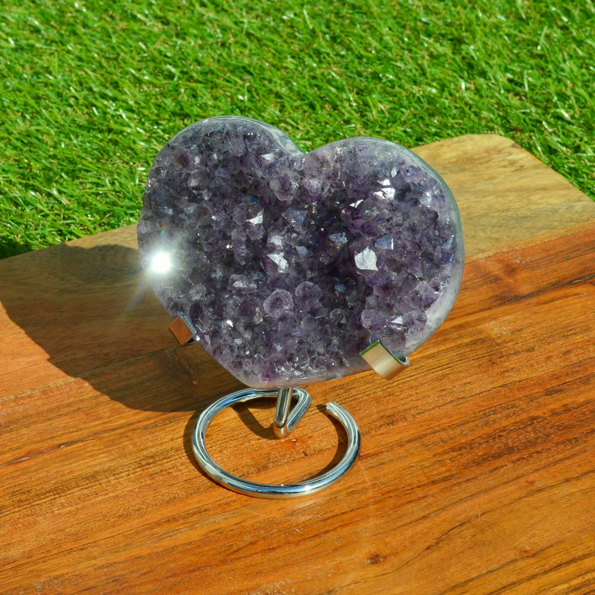 Amethystdrusen Herz auf Metallhalterung