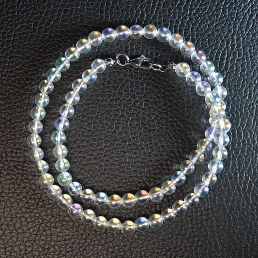 Elegante Angel Aura Bergkristall Kette mit transparenten 6mm Kristallperlen – perfekt als Geschenk oder für den Alltag.