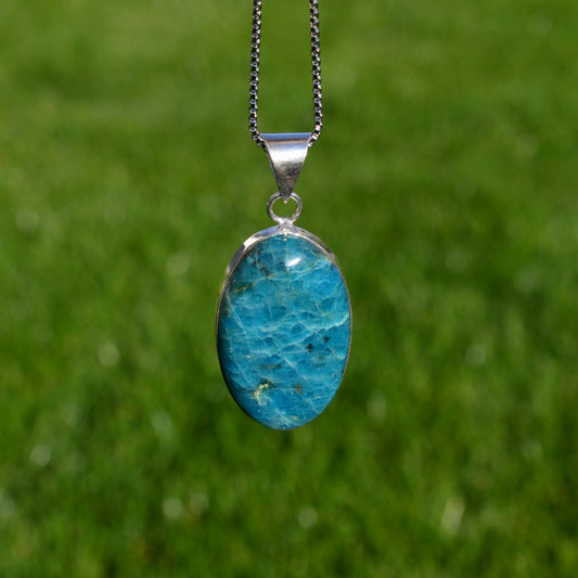 Blauer Apatit Anhänger