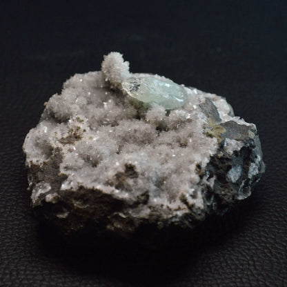 Grüner Fluorapophyllit (Aphophyllit) Stufe