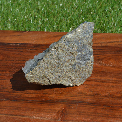 Bergkristall Stufe mit Pyrit und Rosa Calcit