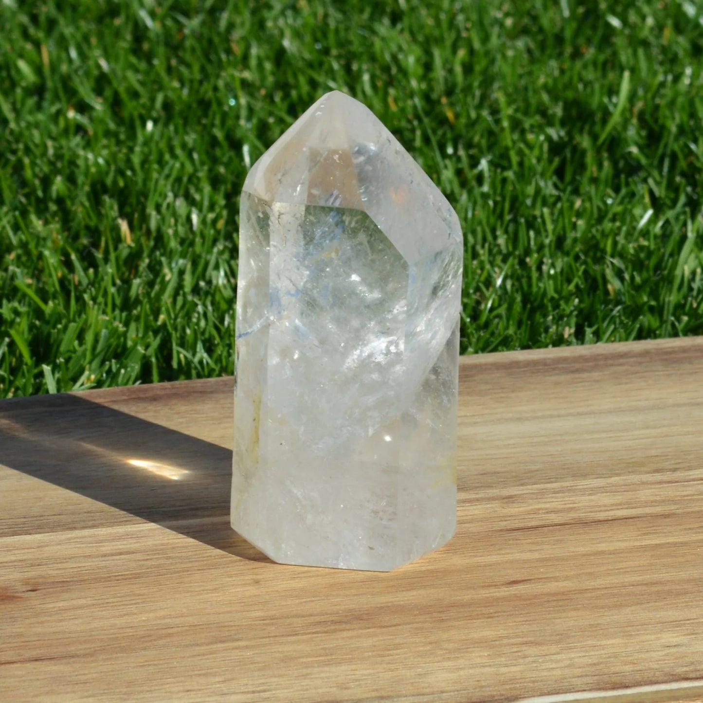 Bergkristall Spitze mit Regenbögen