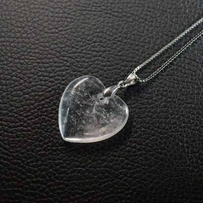 Bergkristall Herz Anhänger mit Regenbogen