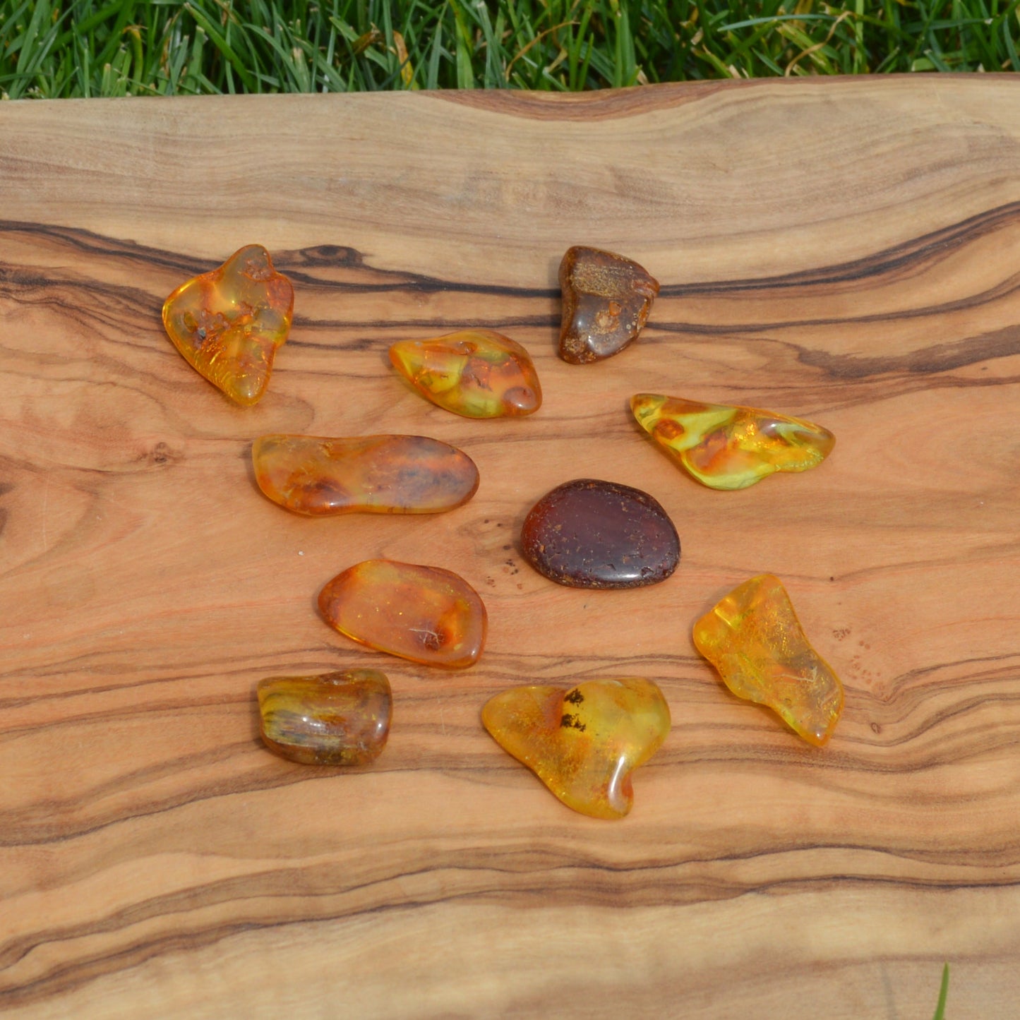 Bernstein Trommelstein, verschiedene Größen