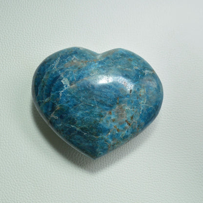 Blauer Apatit Herz (Groß)