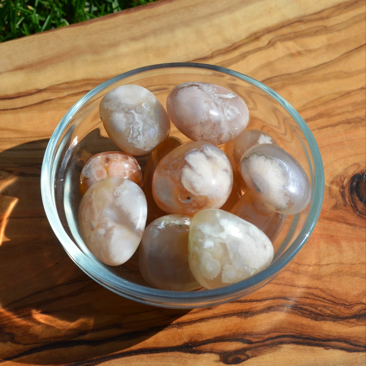 Kirschblütenachat Trommelstein