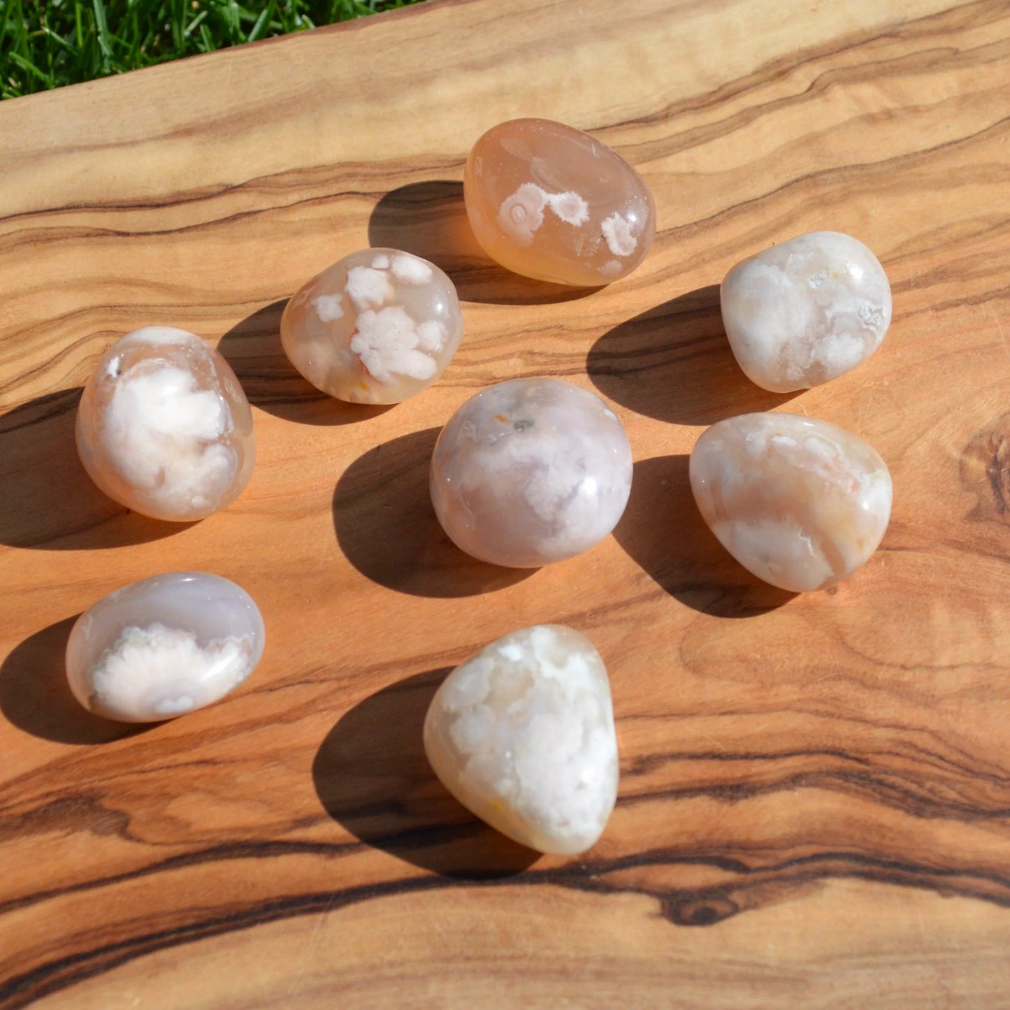 Kirschblütenachat Trommelstein