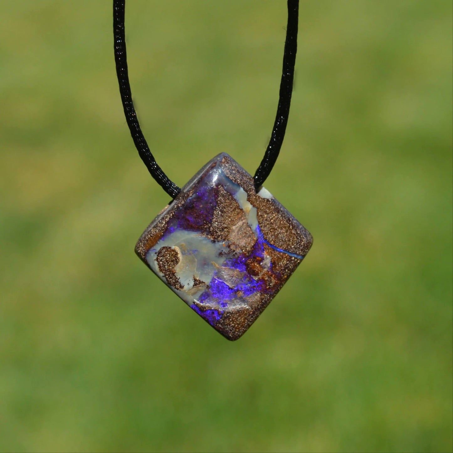 Boulder Opal Anhänger, wähle deinen Favoriten
