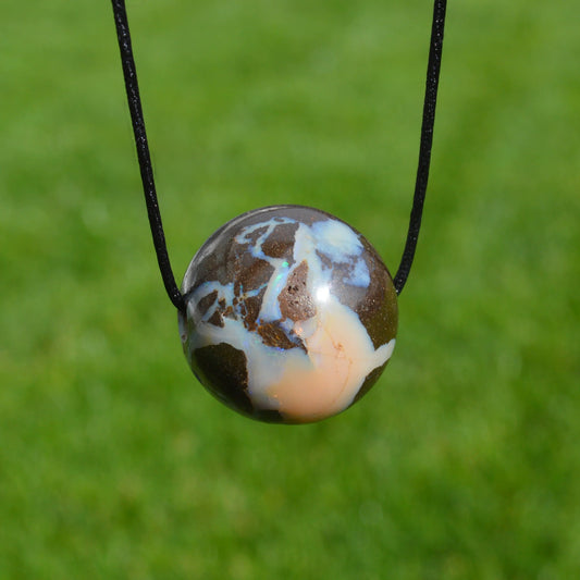 Boulder Opal Kugel Anhänger