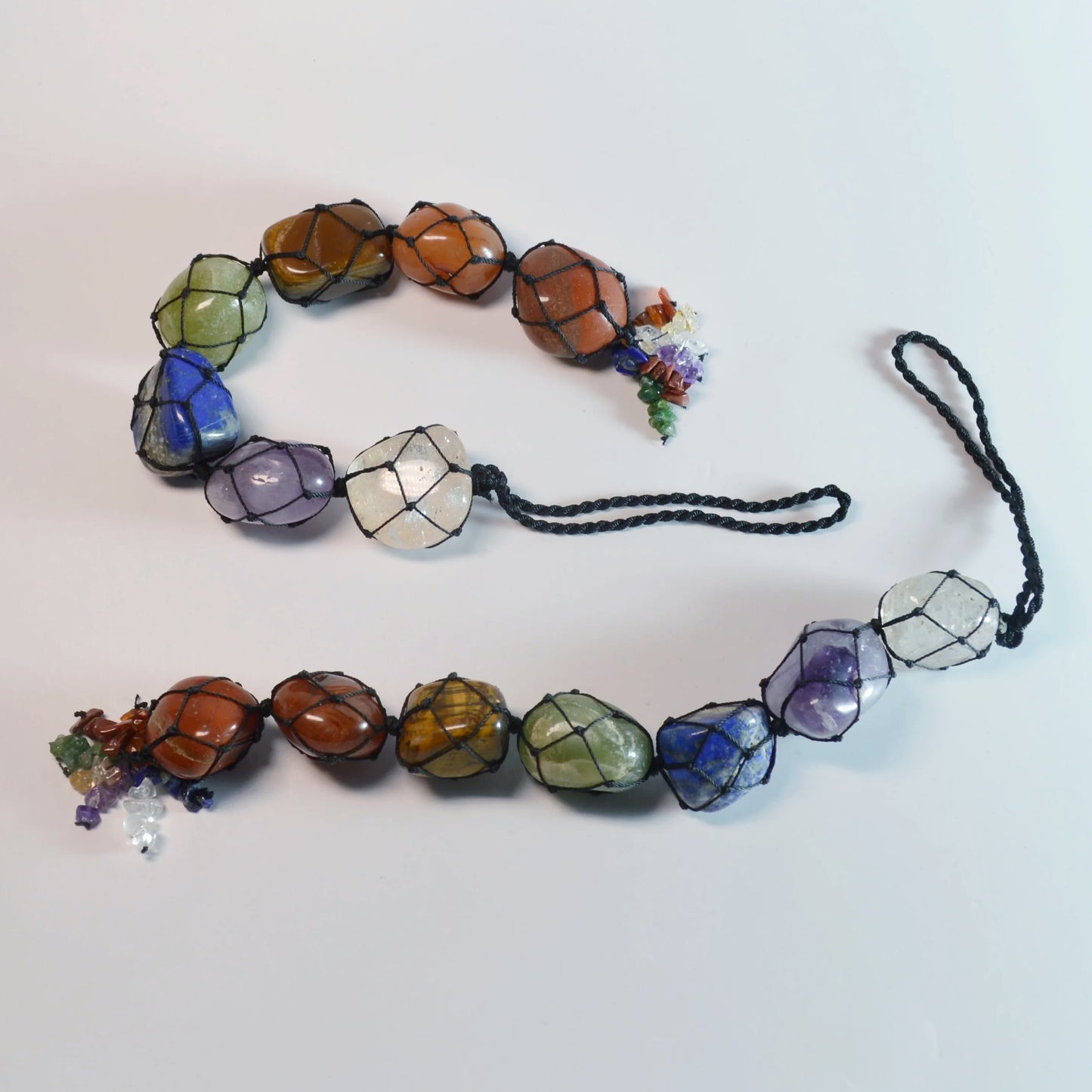 Chakra-Energieanhänger aus Indien – 7 Edelsteine für jedes Chakra, Harmonisierung von Energie, Unikat.