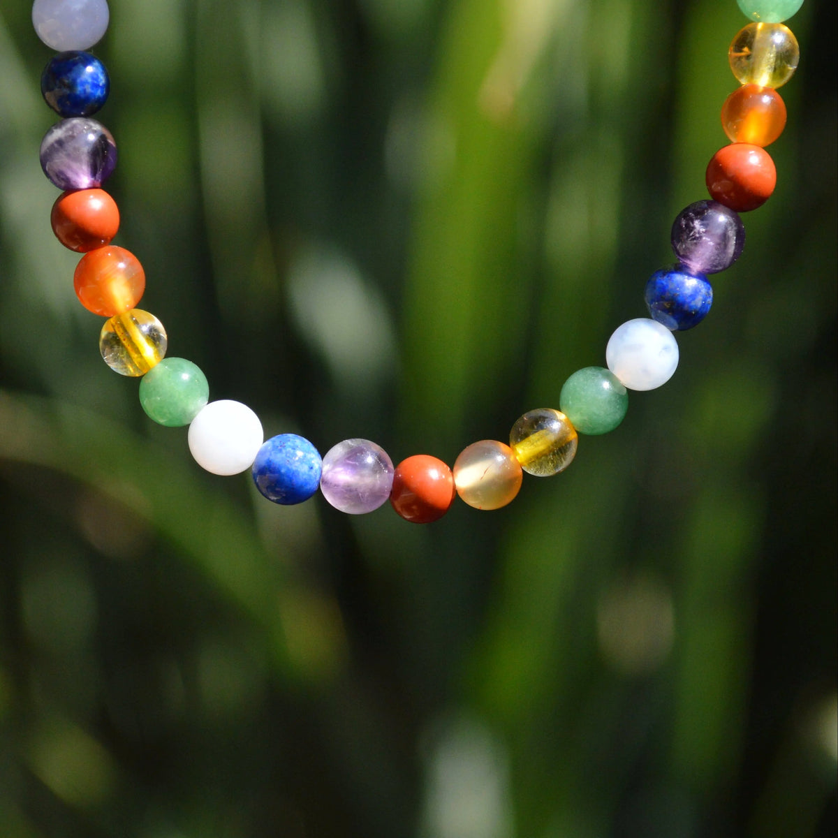 Handgefertigtes Chakra Fußkettchen aus Naturstein mit 5cm Verlängerungskette.