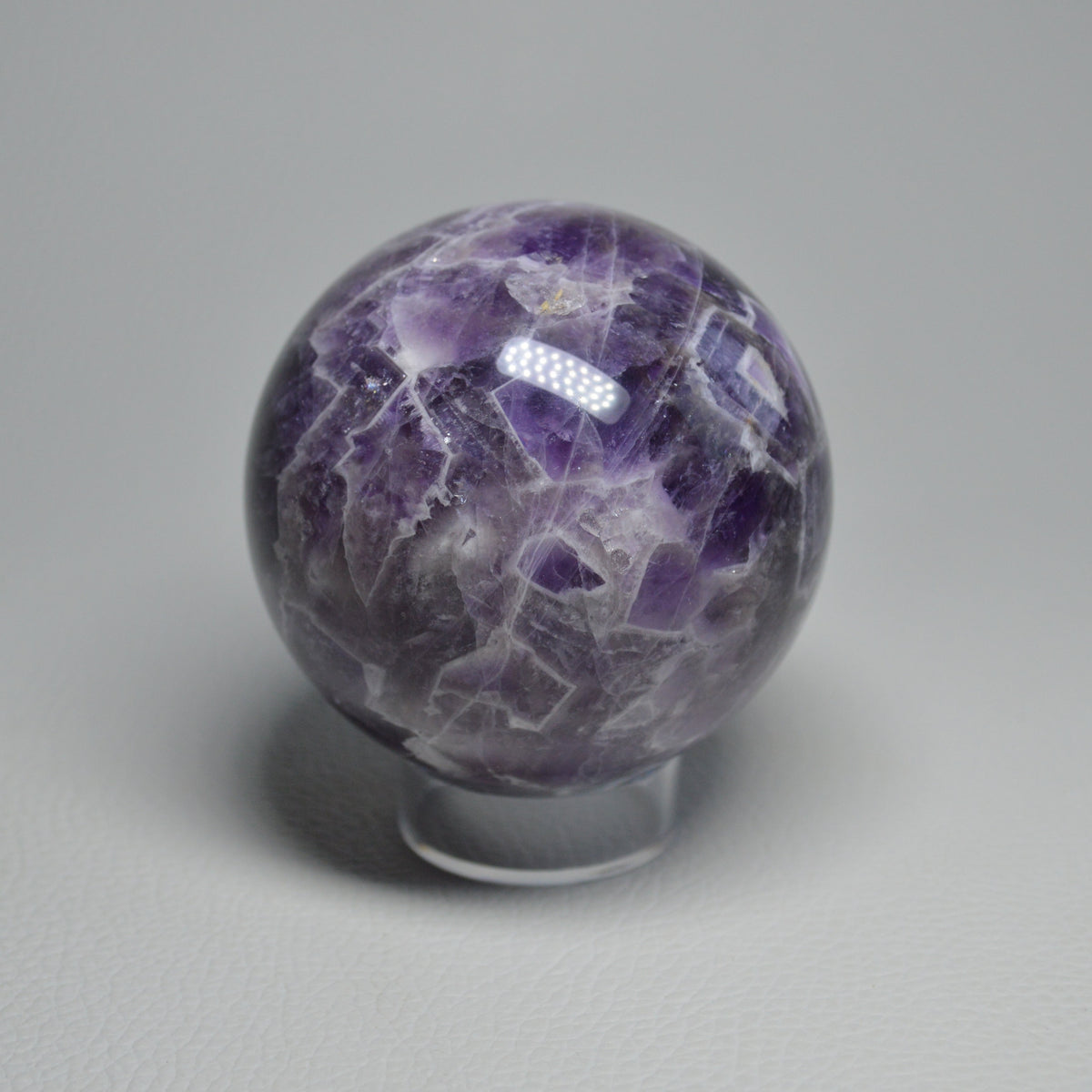 Chevron-Amethyst Kugel 63mm