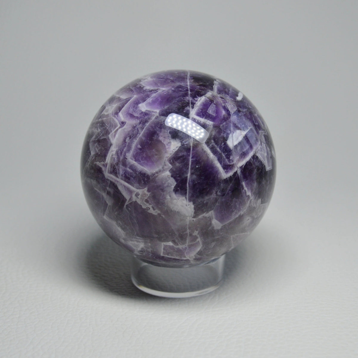 Chevron-Amethyst Kugel 63mm