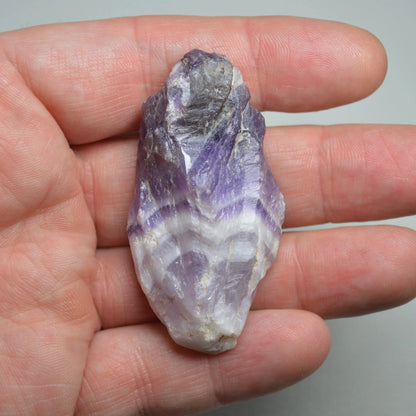 Chevron-Amethyst Rohstein