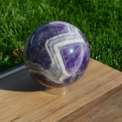 Chevron Amethyst Kugel