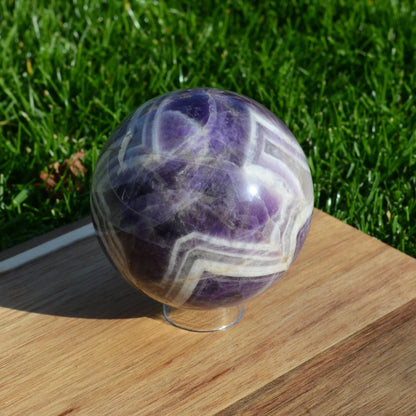 Chevron Amethyst Kugel