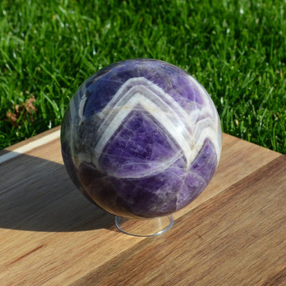 Chevron Amethyst Kugel